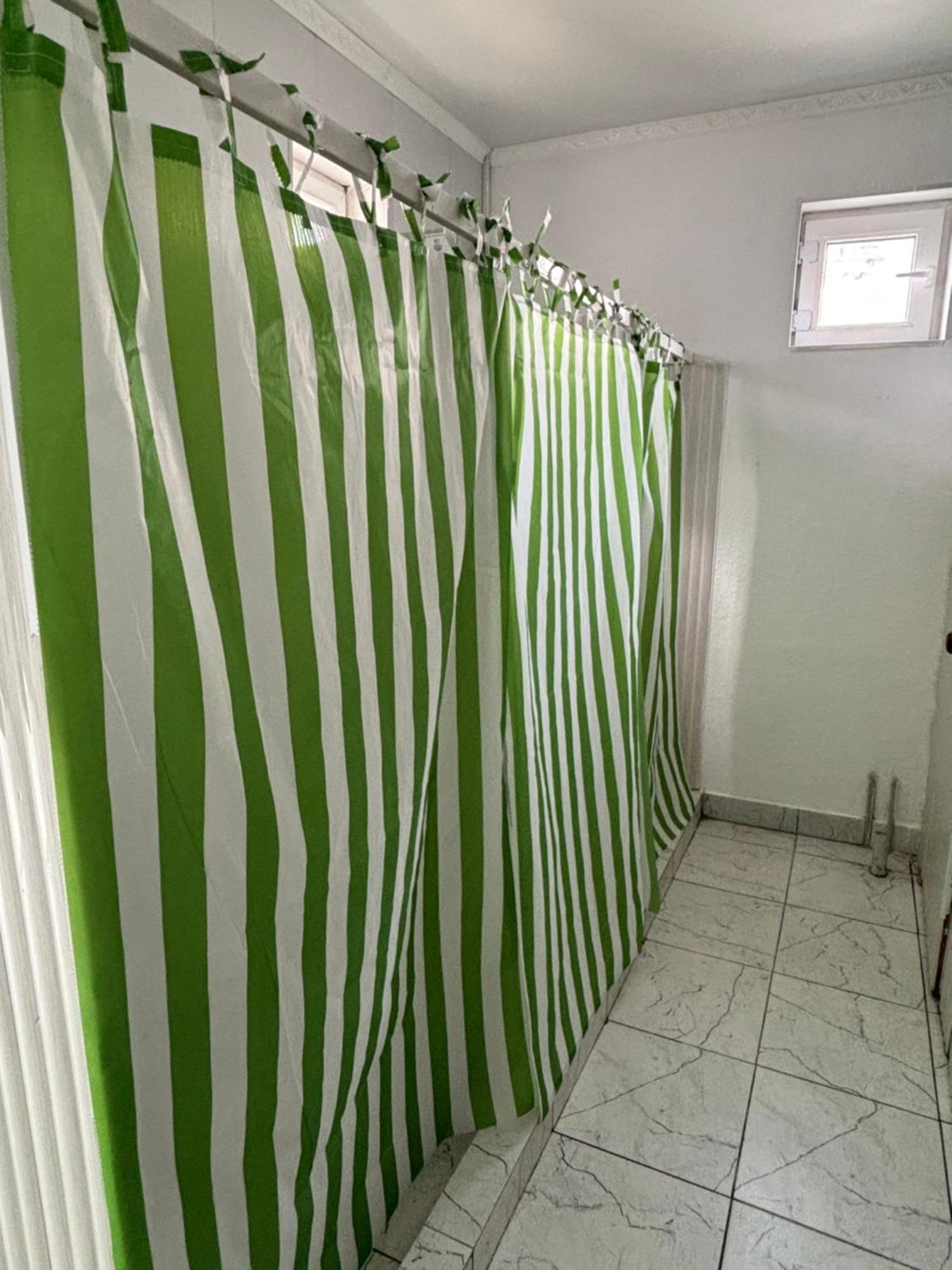 Hostel,Halal Хостел,Халал Tokmok المظهر الخارجي الصورة